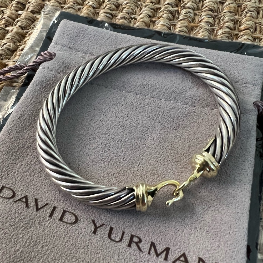 Brand New David Yurman Cable Classic Buckle Bracelet with 14K Gold, 7mm